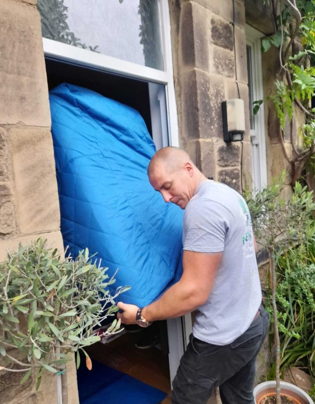 Residential And Commercial Removals In Leeds