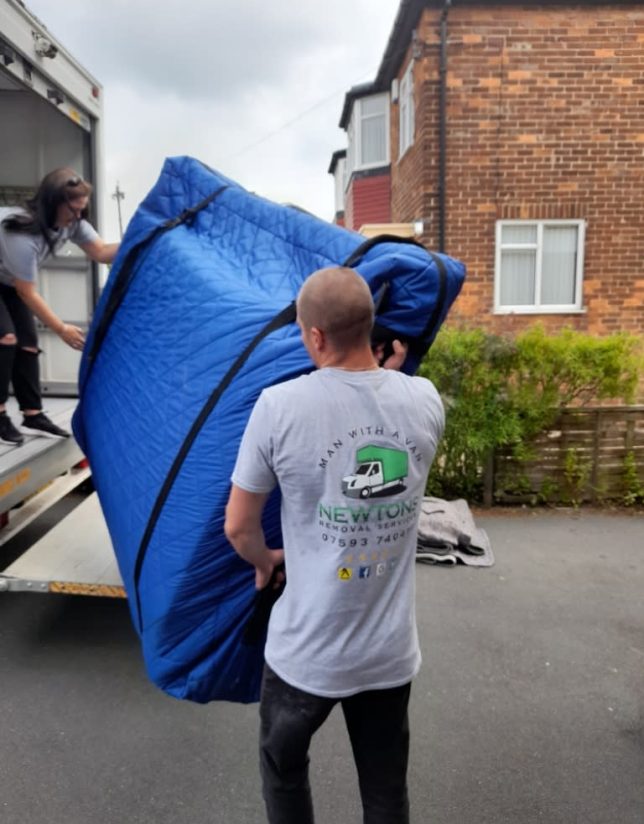 Residential And Commercial Removals In Leeds
