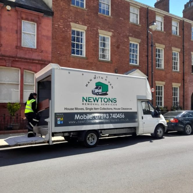 Residential And Commercial Removals In Leeds